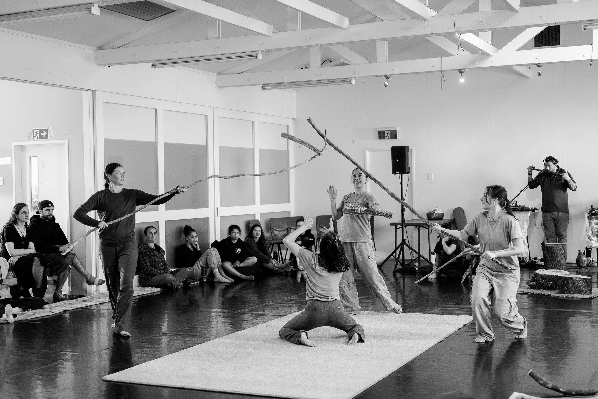 Atamira Kia Pohewatia Rachel Ruckstuhl Mann showing 46 JCZ 9816 webres