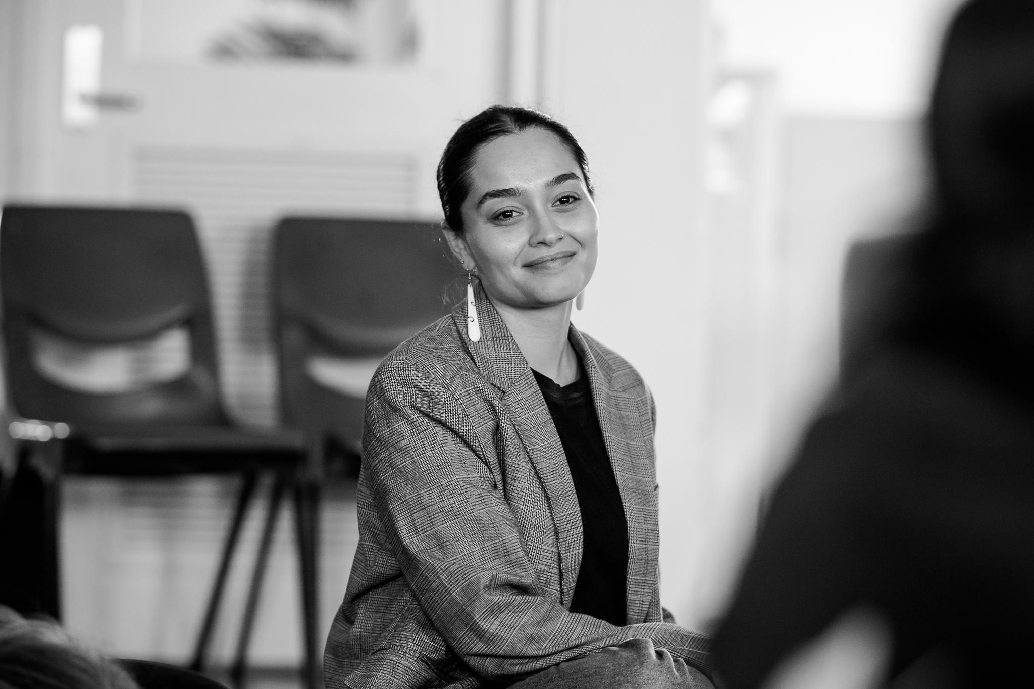 Atamira Kia Pohewatia Samara Rewiti showing 1 JCZ 3027 webres